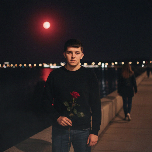 Александр Лонов – Сегодня вновь луна