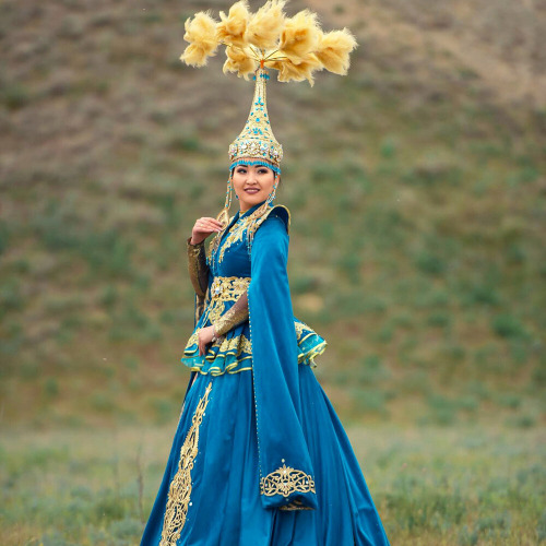 Аяулым Жолдаскызы – Казактын арулары