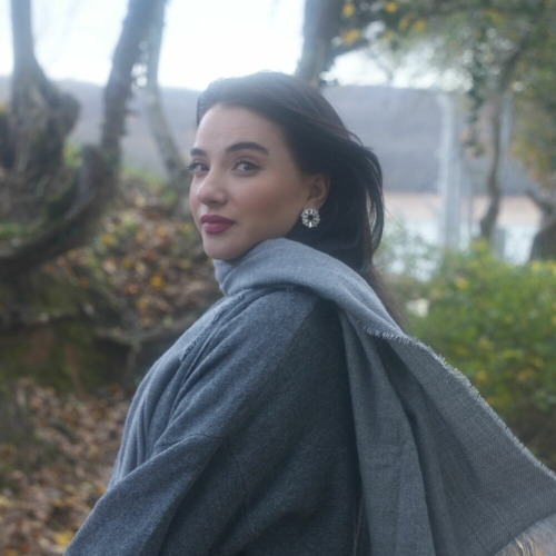Nahide Babashli – Adamim